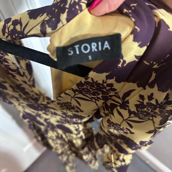 Storia from Apricot Lane V Back Dress - Picture 8 of 8